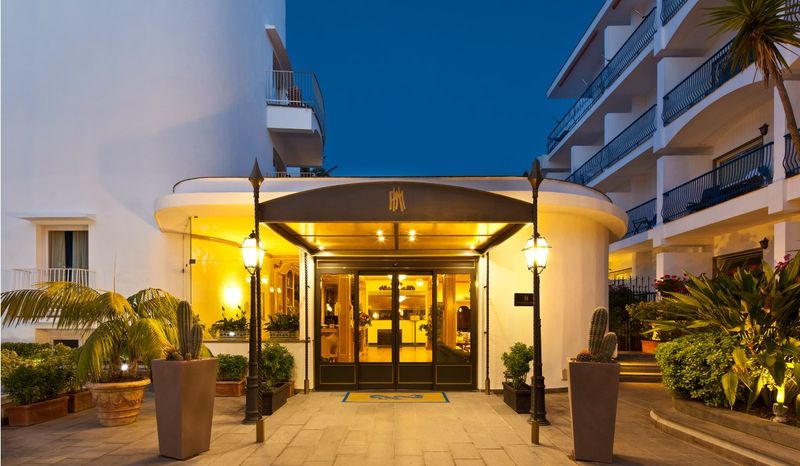 Grand Hotel Punta Molino Beach Resort & Spa - mese di Marzo - Entrata offerte